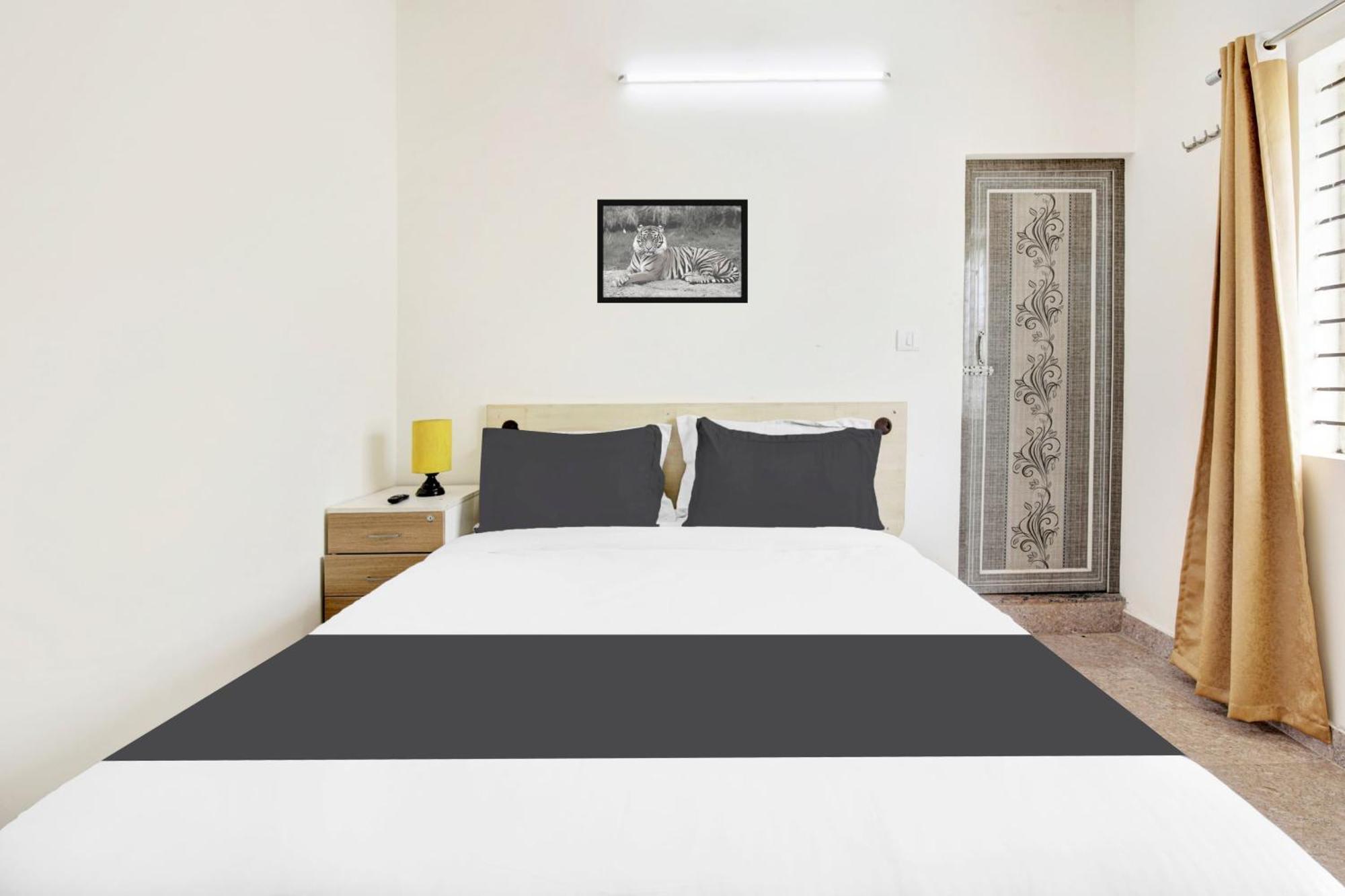 Hotel O Sri Manjunatha Deluxe Suites Bangalore Ngoại thất bức ảnh