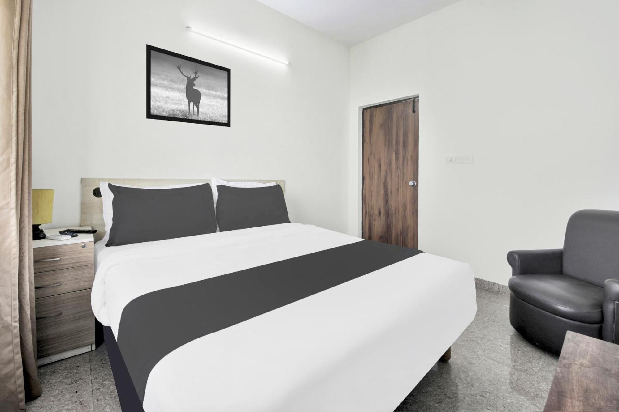 Hotel O Sri Manjunatha Deluxe Suites Bangalore Ngoại thất bức ảnh