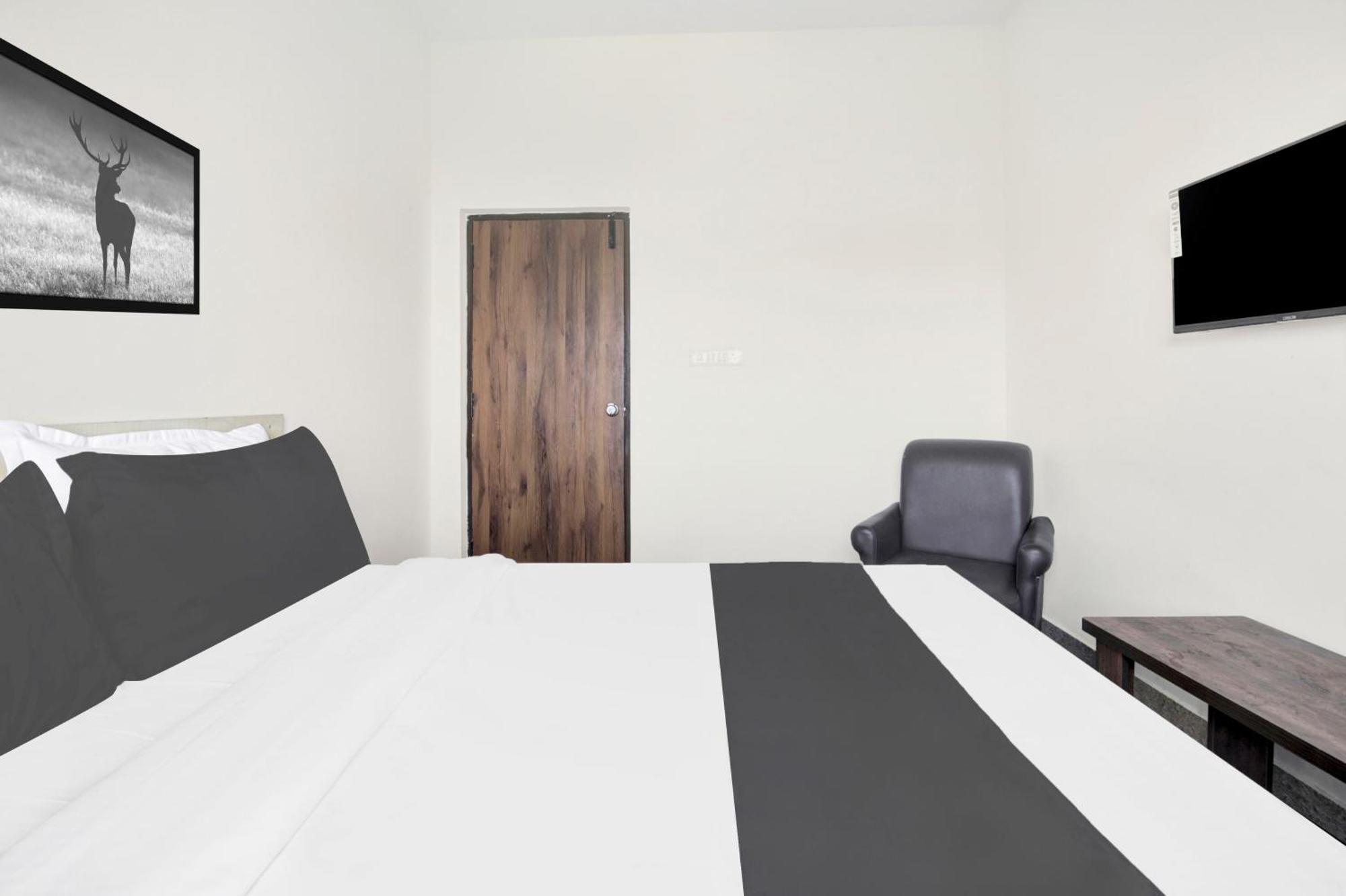 Hotel O Sri Manjunatha Deluxe Suites Bangalore Ngoại thất bức ảnh