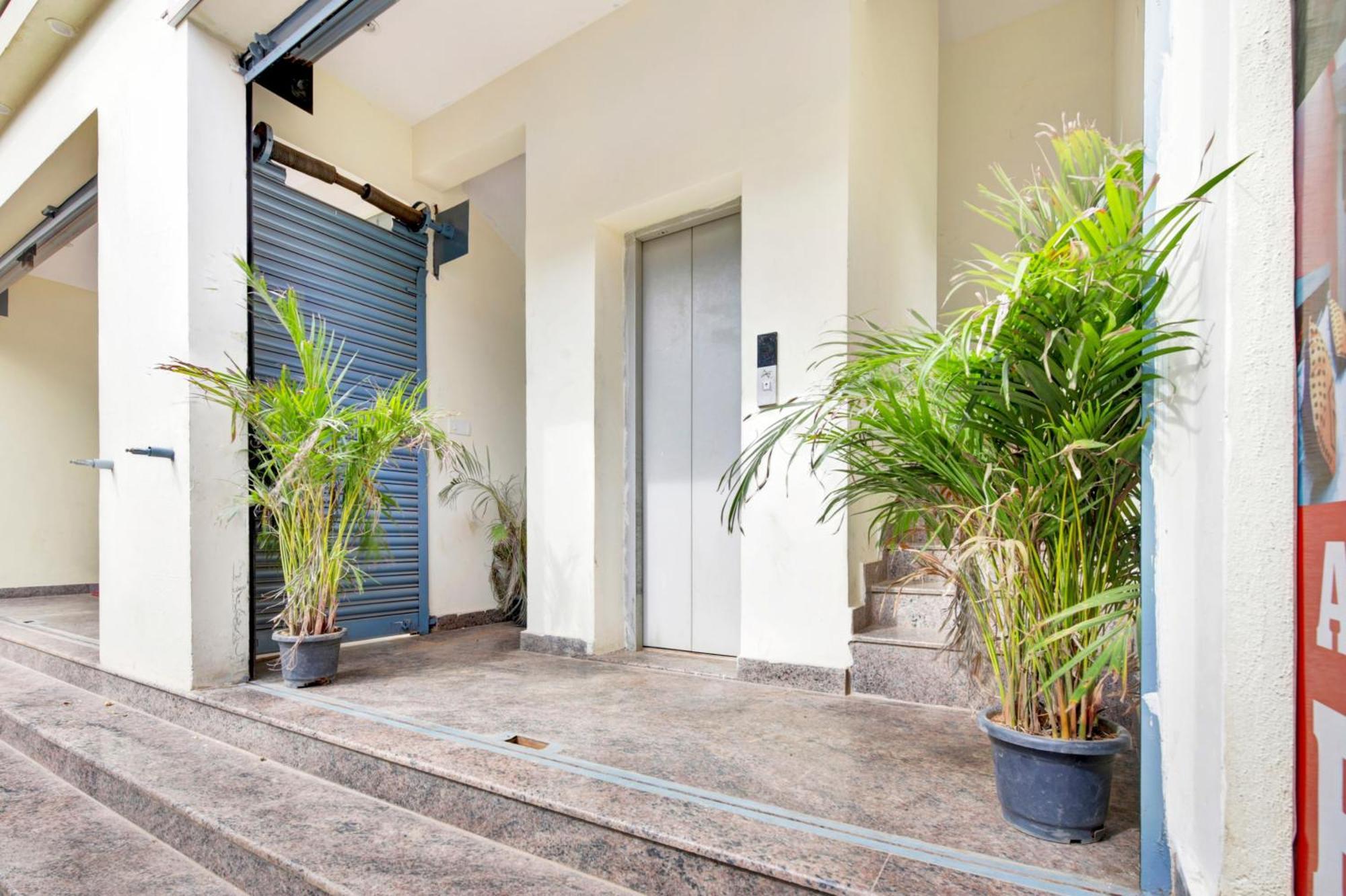 Hotel O Sri Manjunatha Deluxe Suites Bangalore Ngoại thất bức ảnh